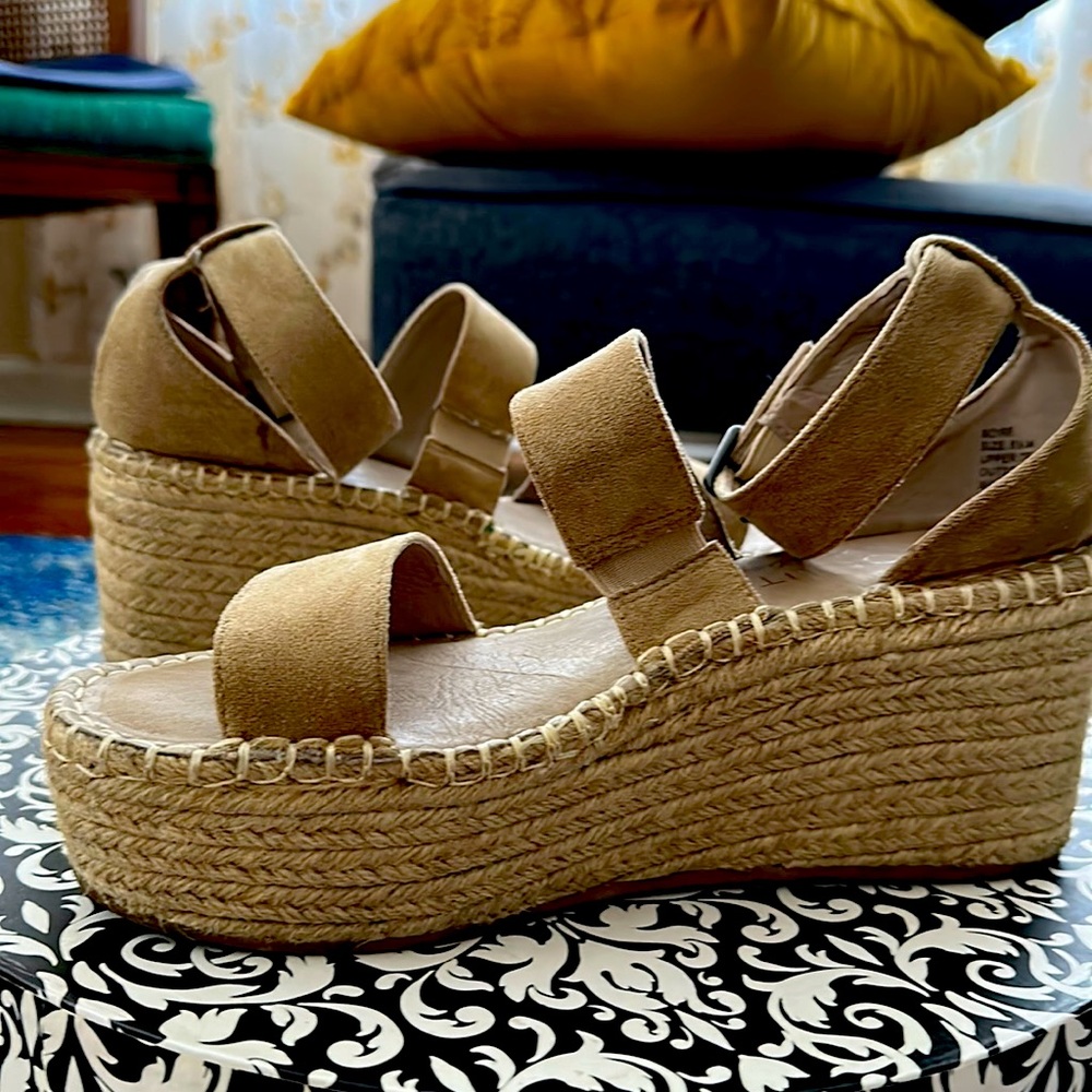 Coconuts by Matisse wedge heels